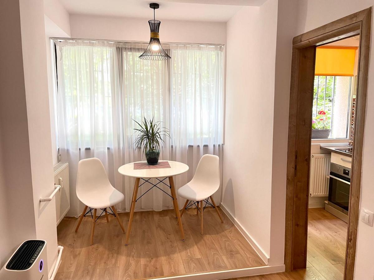 Studio Dristor - Foarte Curat Si Frumos Bukarest Kültér fotó