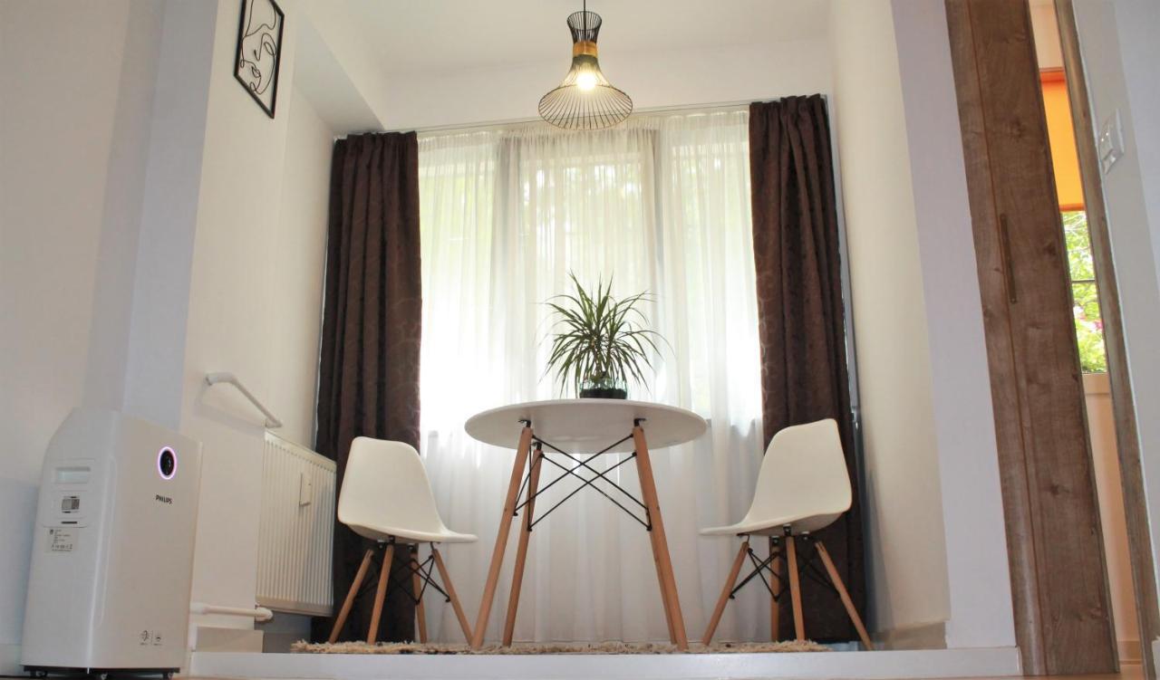 Studio Dristor - Foarte Curat Si Frumos Bukarest Kültér fotó
